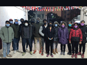 Sinh viên mắc kẹt ở Vũ Hán lo không có đủ đồ ăn